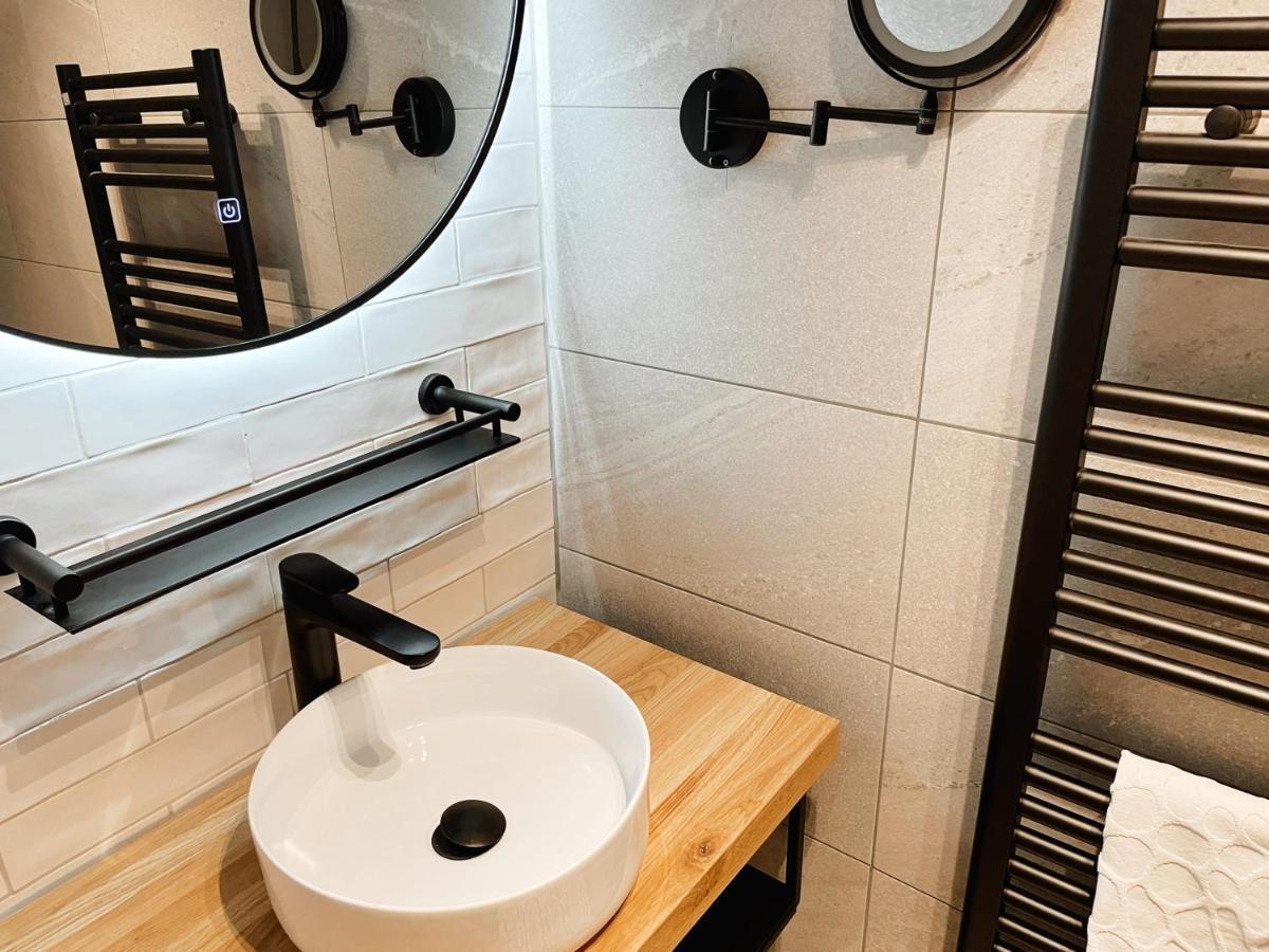 New! Fantastic Appartments - Duno Lodges 4 Persons And Dogs Oostkapelle Exteriör bild